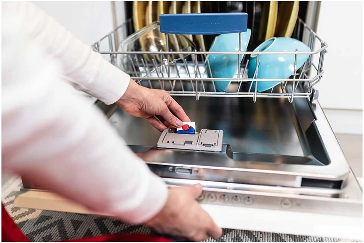 انتخاب شوینده مناسب برای ظرفشویی