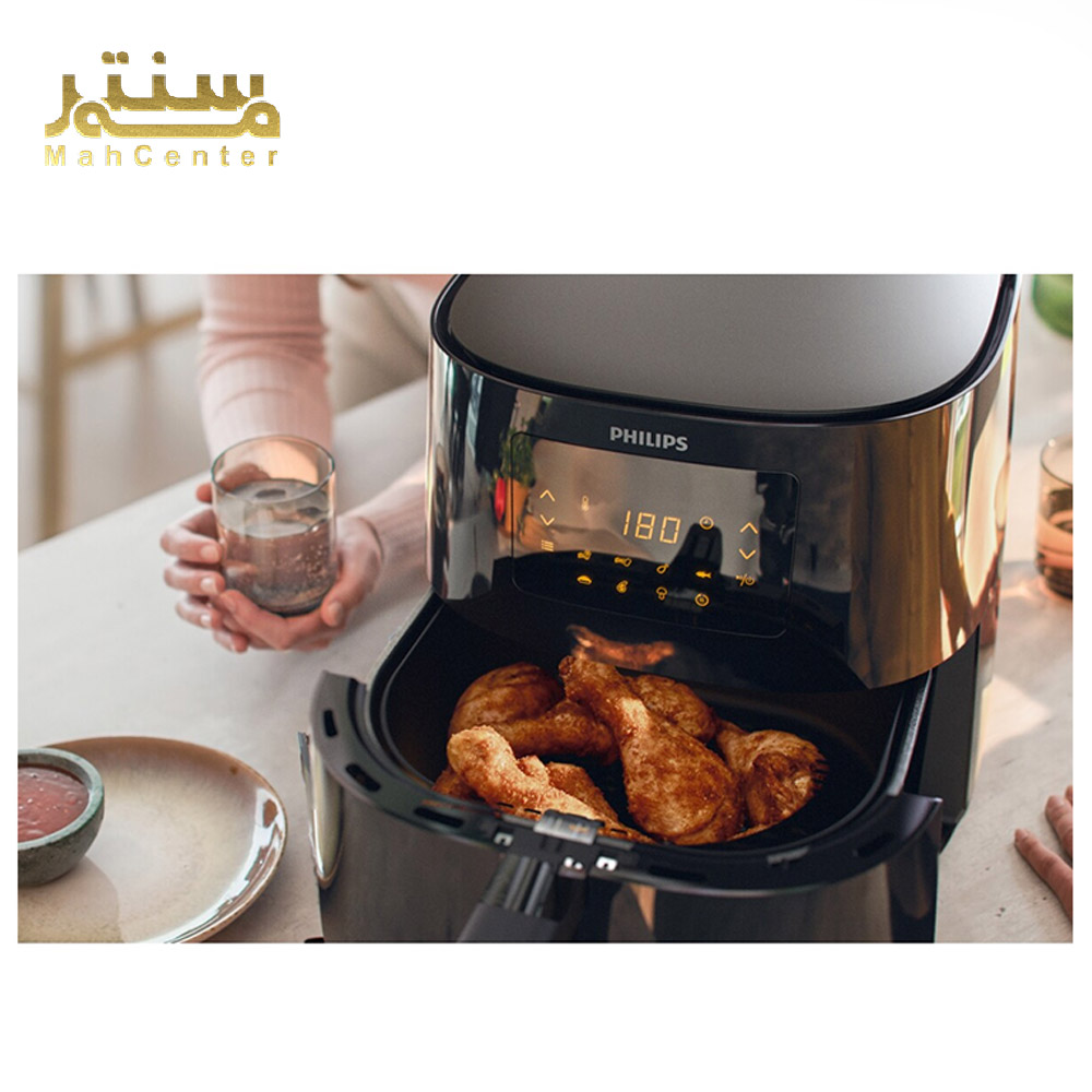 سرخ کن فیلیپس مدل HD9270 با بدنه پلاستیکی مشکی متالیک، طراحی مدرن و مقاوم برای آشپزخانه.