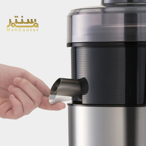 نمای نزدیک قیف بزرگ آبمیوه‌گیری بوش MES4010 برای میوه‌های کامل