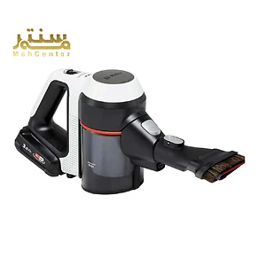 جاروشارژی بوش مدل BCS712GB در حال نظافت فرش با برس چرخشی و چراغ LED.