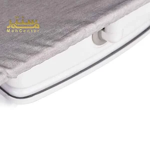 عکس بخشی از یک اتوپرس با روکش صفحه فلزی.