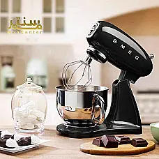 تصویری از همزن برقی اسمگ مدل SMF03 با طراحی کلاسیک و رنگ مشکی براق. - دوم
