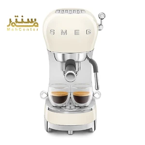 یک دستگاه اسپرسو ساز کلاسیک کرم رنگ با نام تجاری مه سنتر