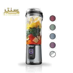 یک مخلوط کن نینجا با یک فنجان و یک نی، مناسب برای نوشیدنی های در حال حرکت است.