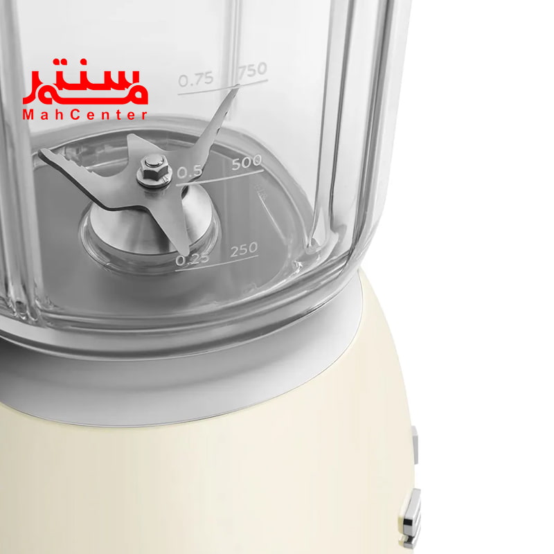 پارچ مخلوط کن اسمگ 03 که داخل آن مشخصه و تیغه ی 4 پر درون آن مشخصه