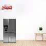 ساید بای ساید دوو مدل sxi20-10s که روی یک سطح چوبی است و کنار آن یک میز چوبی کوتاه قرار دارد