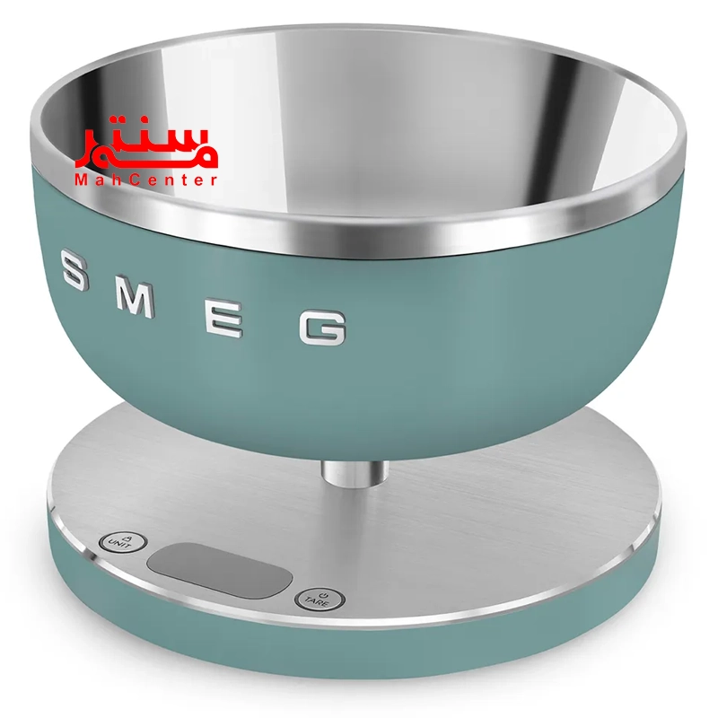 ترازوی آشپزخانه اسمگ مدل ksc01 سبز که به سمت چپ مایل شده و زاویه عکس کمی از بالاست