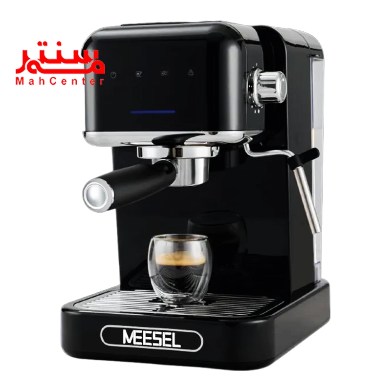 اسپرسوساز میسل مدل me-131 spe رنگ مشکی که جلوی آن یک فنجان پیرکس اسپرسو قرار دارد