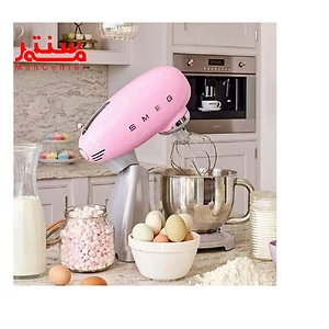 همزن کاسه دار اسمگ مدل smf02-pink در آشپزخانه