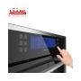 دستی در حال کار با پنل فر توکار آلتون مدل v402sn