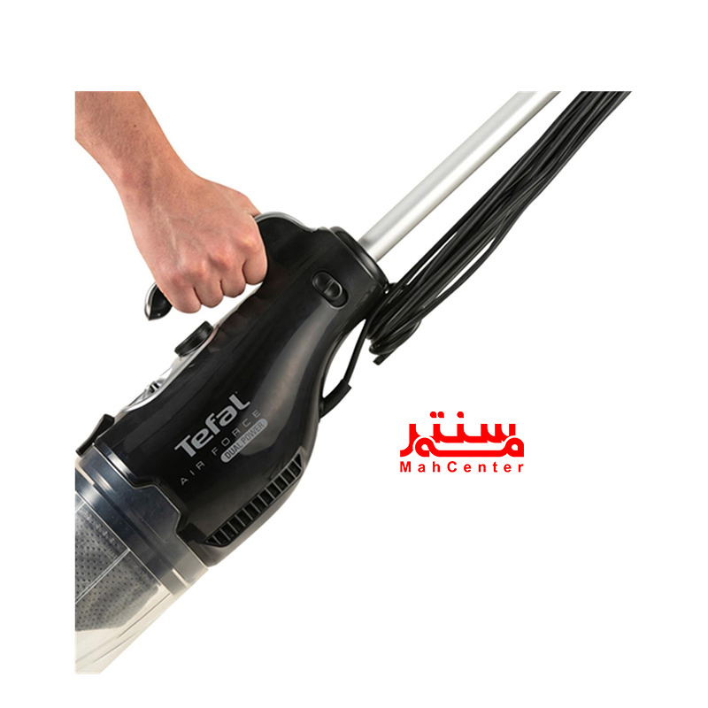 جاروبرقی دوکاره تفال مدل UY5115 در حالت دستی برای تمیز کردن مبلمان و سطوح ظریف.