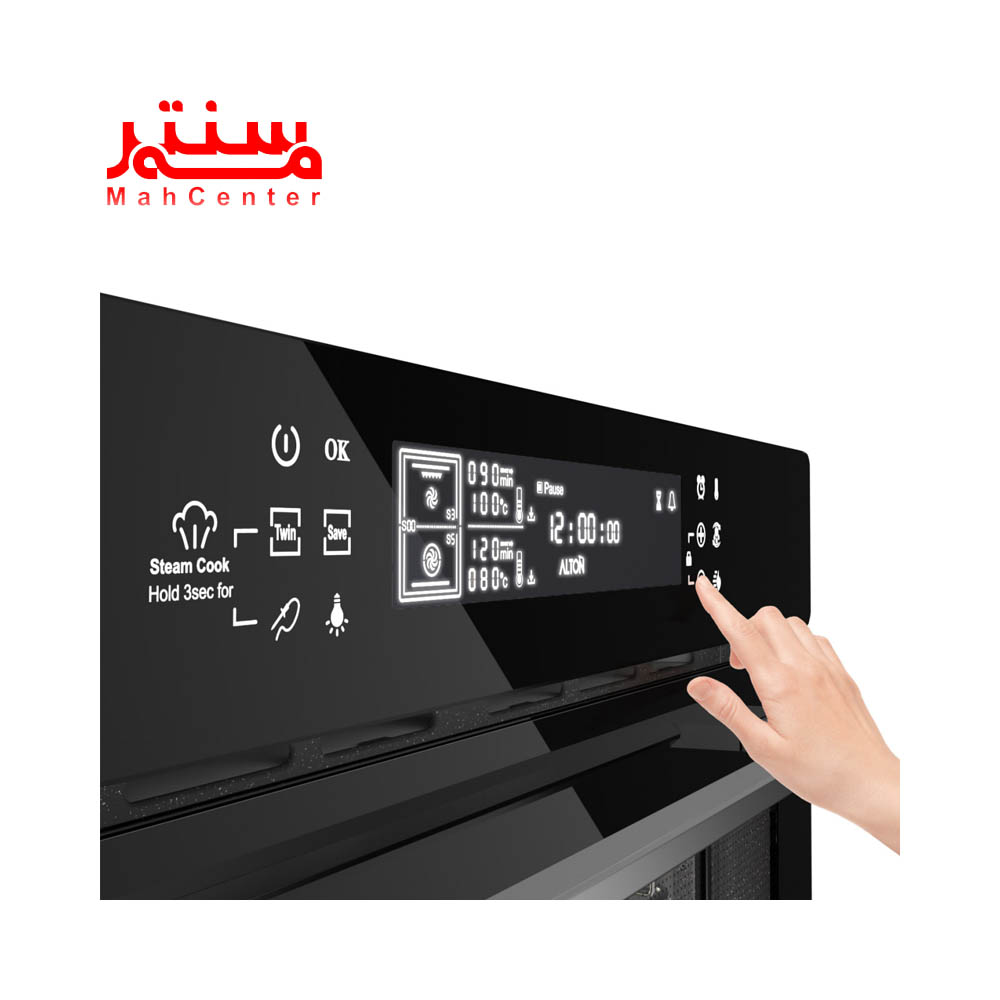 دستی در حال کار با پنل فر توکار آلتون مدل v500tb