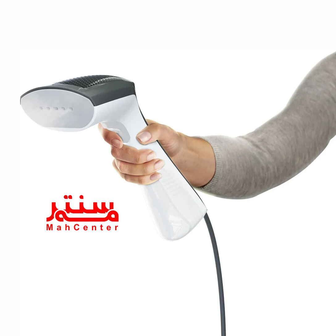 اتو بخارگر آاگ مدل HS6-1-2EG در دست