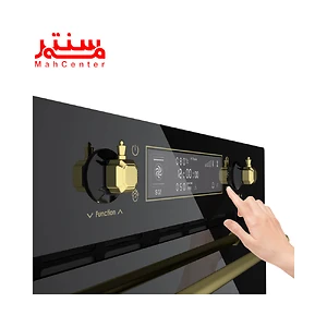 دستی در حال کار با پنل فر توکار آلتون مدل v540b