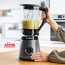 تصویری از مخلوط‌کن بوش مدل MMB6177S با قطعات جانبی شامل لیوان، تیغه، و آسیاب کوچک. - دوم