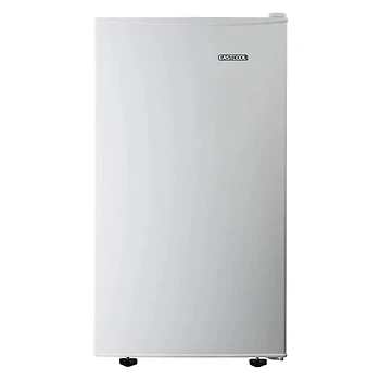 یخچال 5 فوت ایستکول مدل مینی بار TM-2835 رنگ سفید در آشپزخانه