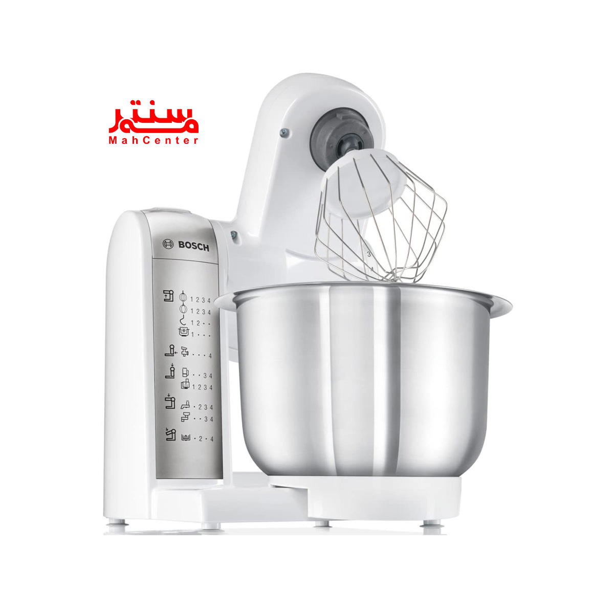 نمای نزدیک از موتور 600 واتی بوش MUM48W1، با بازوی چندمنظوره که ابزارهای همزن و ورز دهنده را نگه می‌دارد، در حال کار روی کیک اسفنجی.