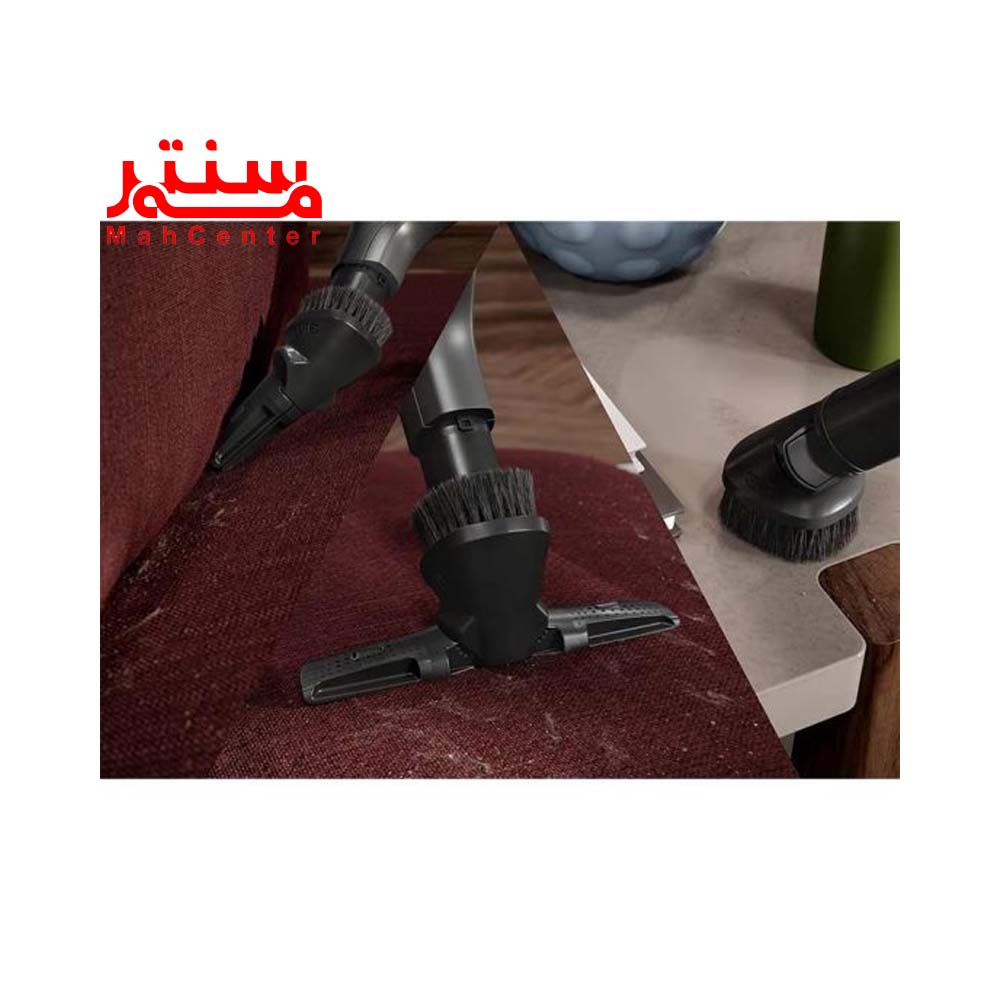 جاروبرقی کم‌صدا آاگ AB81A2DG با سطح صدای 69 دسی‌بل و شعاع عملکرد 12 متر.