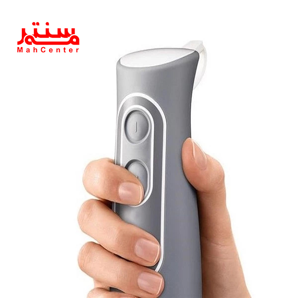 دستگاه گوشت‌کوب برقی براون MQ500 در حال تهیه اسموتی