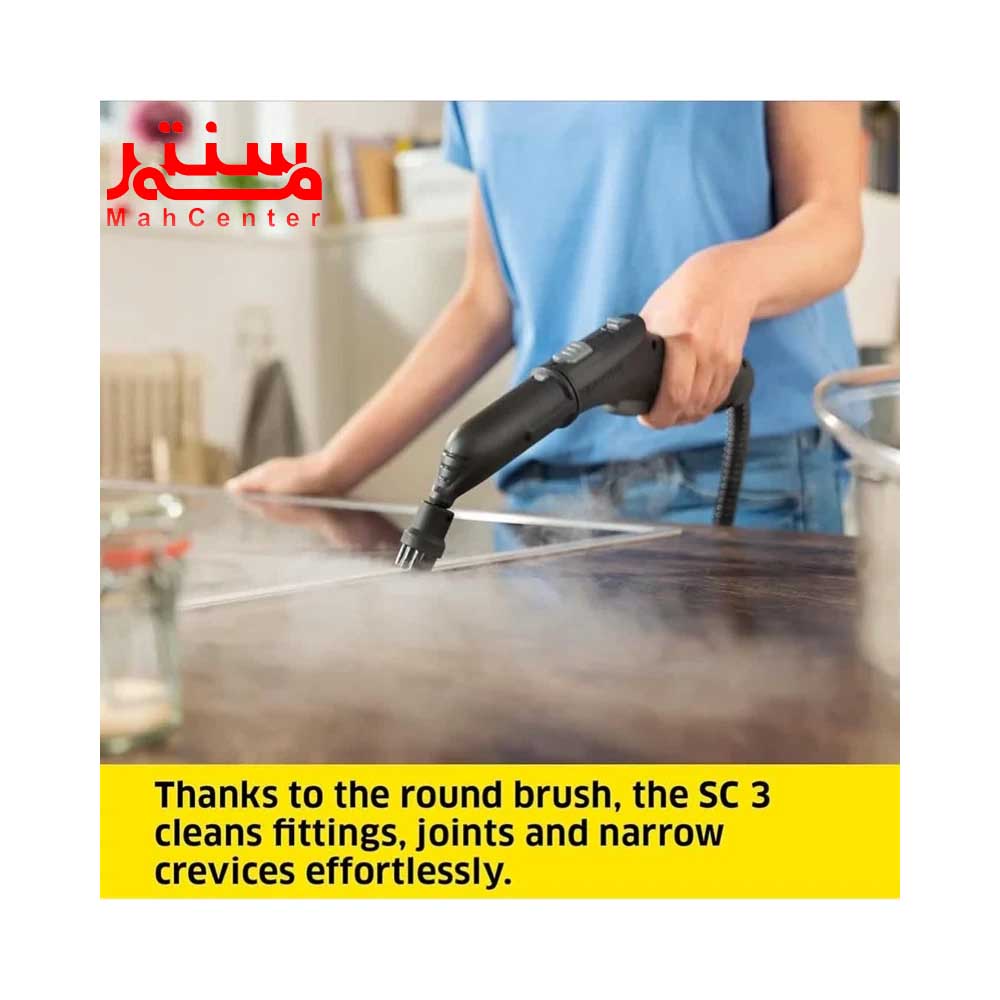 فردی در حال تمیز کردن اجاق گاز با بخار شوی کاچر مدل sc3-easyfix