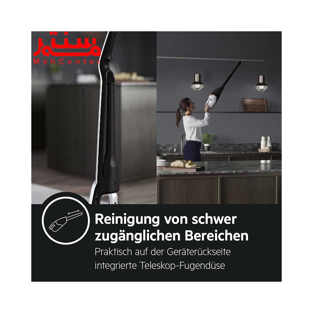 فردی در حال نظافت آشپزخانه با جارو شارژی آاگ مدل qx8-2-palr