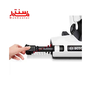 فردی در حال تعویض سری جاروشارژی بوش مدل bbh51840