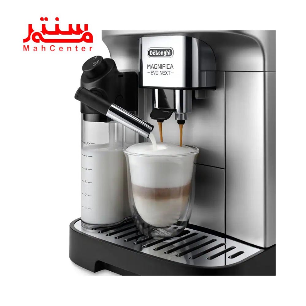 اسپرسوساز دلونگی مدل ecam31080 در حال آماده سازی قهوه