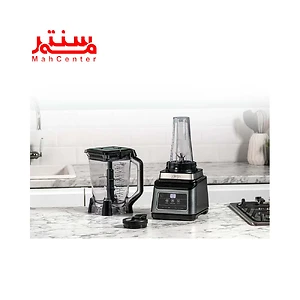 مخلوط کن نینجا مدل bn750 در حال تهیه اسموتی