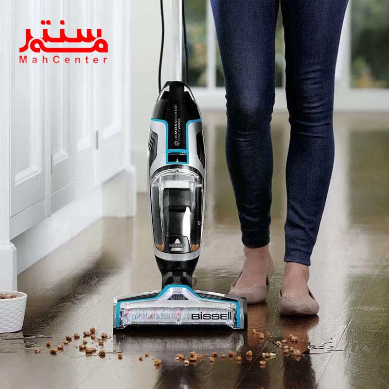 جارو برقی دوکاره بیسل مدل crosswave advanced pro 2223 در حال نظافت زمین