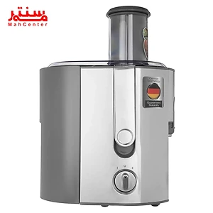 نمای نزدیک از قیف بزرگ (wide chute) آبمیوه‌گیری براون J700 که امکان قرار دادن میوه کامل را فراهم می‌کند.