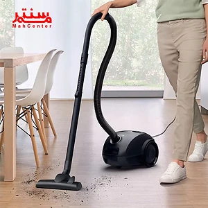 جاروبرقی بوش مدل BGBS2LB1 حین کار در اتاق