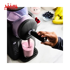 تهیه بستنی با بستنی ساز نوتریکوک مدل frs330